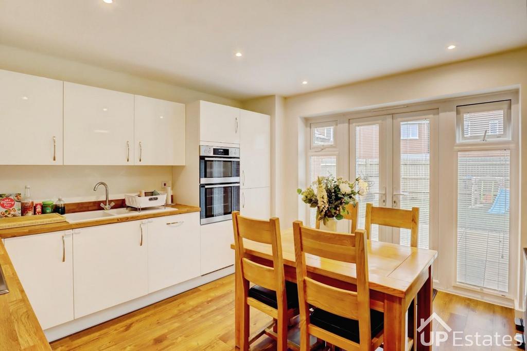 Kitchen/ Diner