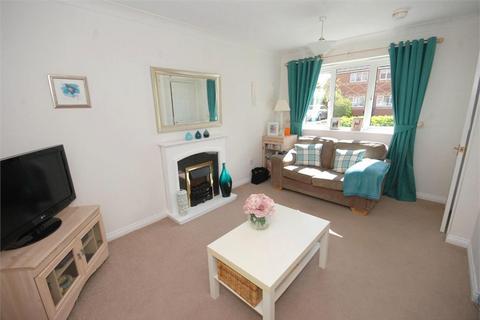 2 bedroom terraced house to rent, Ajax Close, Waterside, Rugby, CV21
