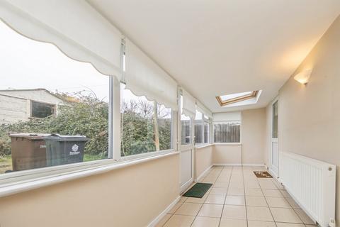 2 bedroom semi-detached bungalow for sale, Fleetwood Avenue, Holland-On-Sea, Clacton-On-Sea