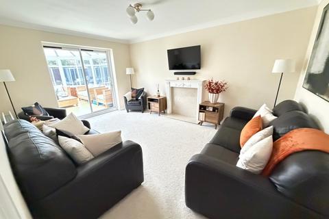 undefined, Poplar Road, Ashford TW15