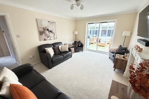 undefined, Poplar Road, Ashford TW15