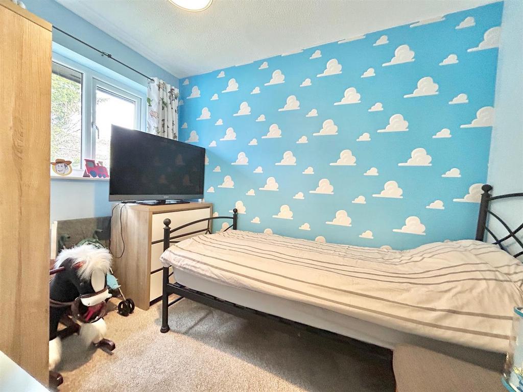 Bedroom 2.jpg