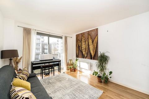 2 bedroom flat for sale, Arizona Building, London SE13