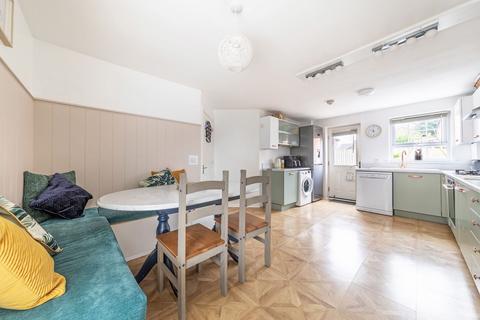 3 bedroom semi-detached house for sale, Roman Close, Loughborough LE12