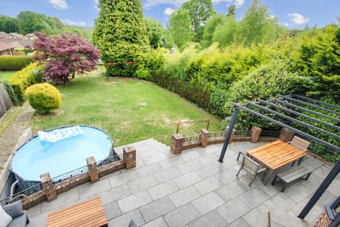 5 bedroom detached house for sale, Holtye Road, East Grinstead, RH19