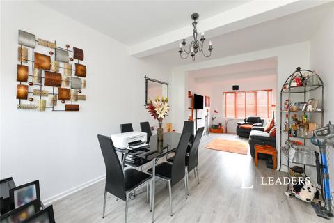 1 bedroom in a flat share to rent, Market Street, Harlow, Essex, CM17
