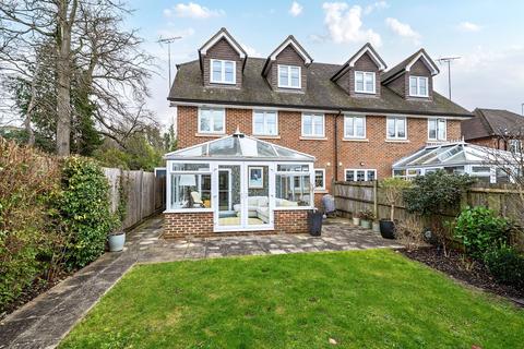 5 bedroom semi-detached house for sale, Portesbery Road, Surrey GU15