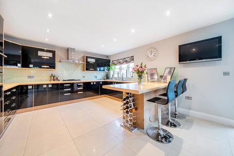5 bedroom semi-detached house for sale, Portesbery Road, Surrey GU15