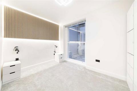 1 bedroom flat to rent, Old Brompton Road, London SW5