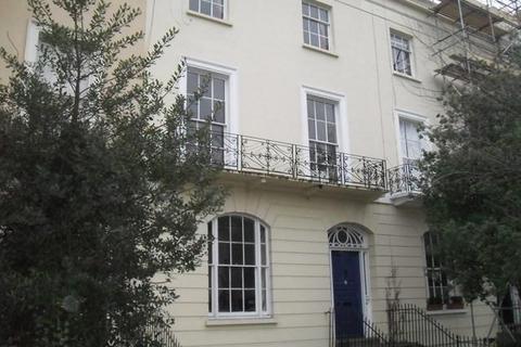 1 bedroom flat to rent, Clarence Square Cheltenham