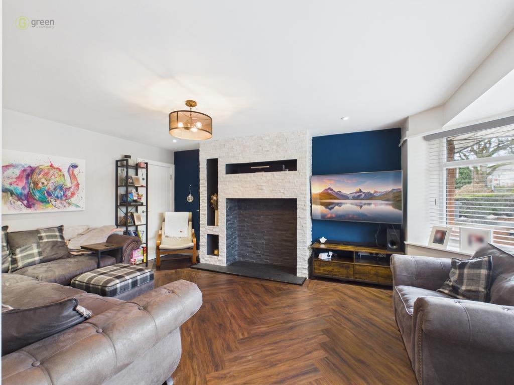 Cam03830g0pr0270still023