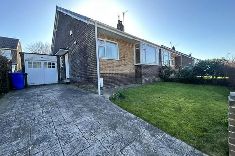 2 bedroom semi-detached bungalow for sale, Franklyn Avenue, Seaton Sluice, Whitley Bay, Northumberland, NE26 4JB