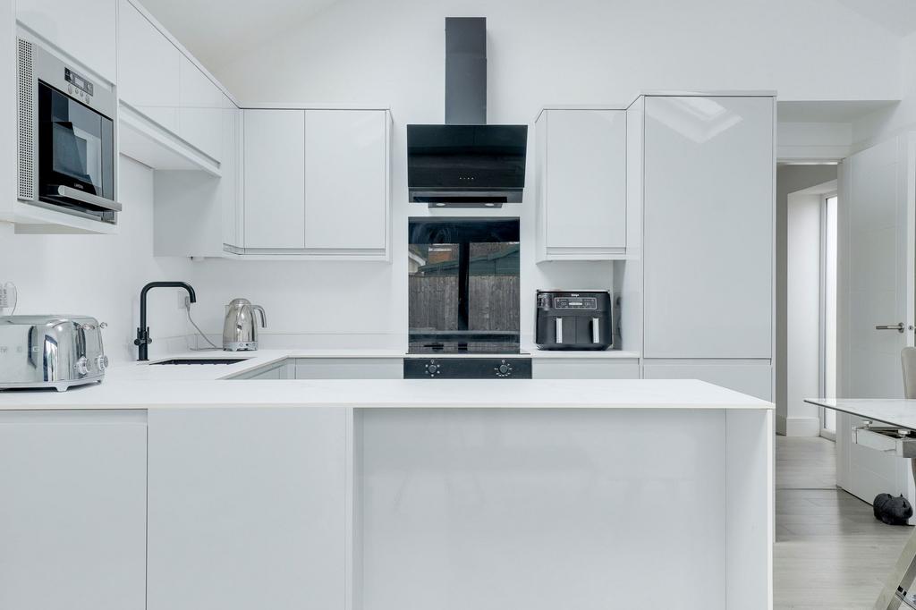 Kitchen & Open-Plan Living