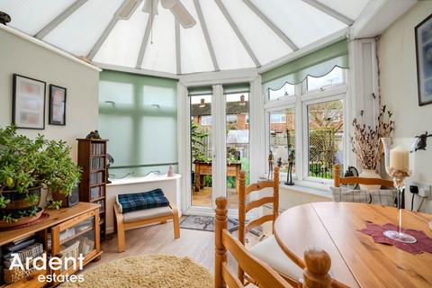 3 bedroom terraced house for sale, Shelley Close, Maldon