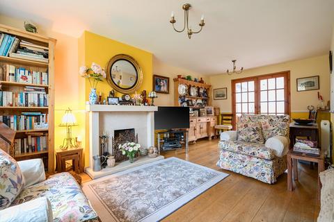 undefined, The Daffodils, Stonehouse GL10