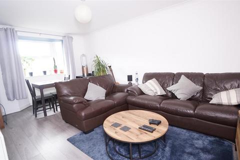 2 bedroom apartment for sale, Meadow Road, Apperley Bridge, Bradford