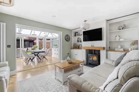Rowlands Square, Petersfield