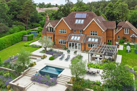 undefined, Farnham Road Farnham GU10