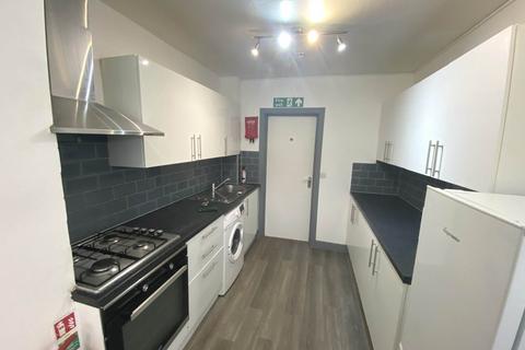 House share to rent, Leavesden Road, Watford