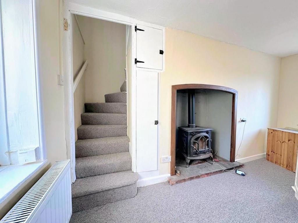 Living room 1.jpg