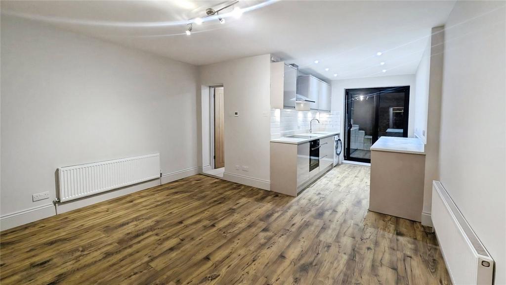 Reception/Kitchen