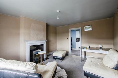 2 bedroom terraced house for sale, Wykebeck Road, Leeds