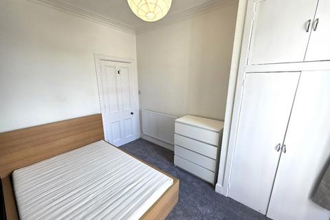 2 bedroom flat to rent, Commerce Street, City Centre, Aberdeen, AB11