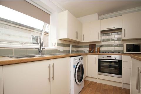 3 bedroom semi-detached house to rent, Rumfields Road, Broadstairs, Kent, CT10