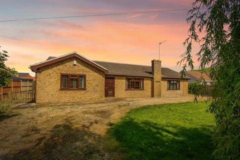 5 bedroom detached bungalow for sale, Common Road, Walton Highway, Wisbech