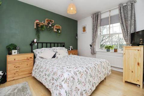 2 bedroom apartment for sale, Well Lane, Rothwell, Kettering