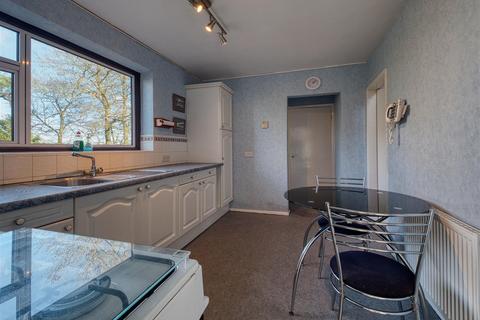 3 bedroom detached house for sale, Peak View Drive, Ashbourne