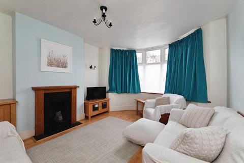 5 bedroom terraced house for sale, Hurstbourne Gardens, Barking