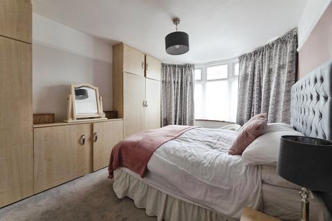 5 bedroom terraced house for sale, Hurstbourne Gardens, Barking