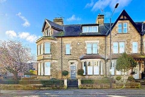 Kings Road, Harrogate, HG1