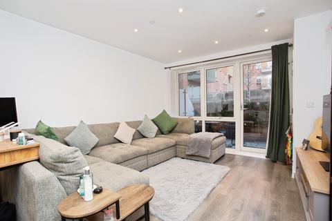 1 bedroom flat for sale, Oxhey Drive, Watford