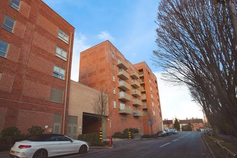 1 bedroom flat for sale, Oxhey Drive, Watford