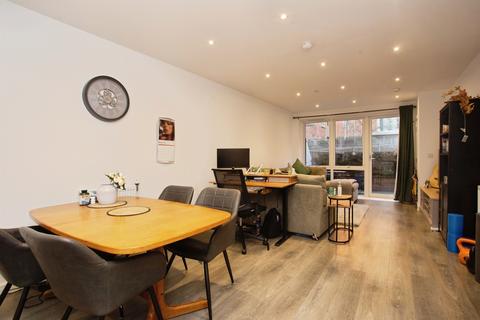1 bedroom flat for sale, Oxhey Drive, Watford