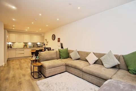 1 bedroom flat for sale, Oxhey Drive, Watford