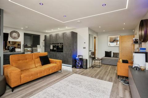 2 bedroom apartment for sale, Nicker Hill, Keyworth, Nottingham