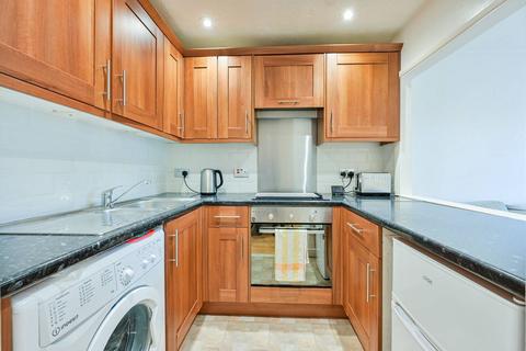 1 bedroom flat to rent, Abingdon Close, Bermondsey, London, SE1