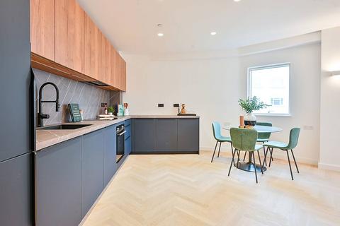 2 bedroom flat to rent, Madeleine Court, North Acton, Acton, W3