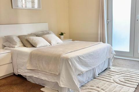 Studio for sale, New North Road, Exeter