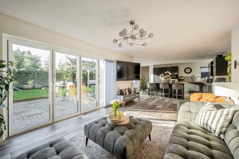 5 bedroom detached house for sale, The Farmstead, Bolton-Upon-Dearne, Rotherham