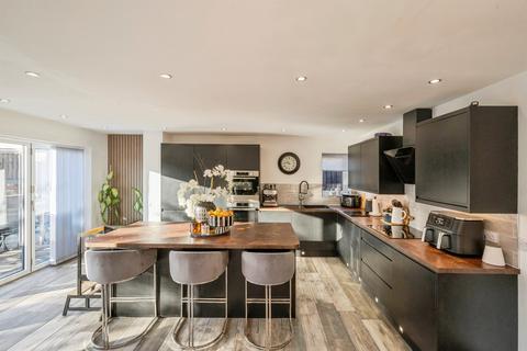 5 bedroom detached house for sale, The Farmstead, Bolton-Upon-Dearne, Rotherham