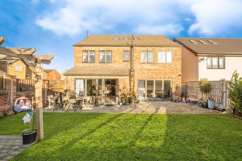 5 bedroom detached house for sale, The Farmstead, Bolton-Upon-Dearne, Rotherham