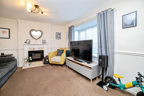 3 bedroom semi-detached house for sale, Elmhurst Avenue, Alfreton DE55