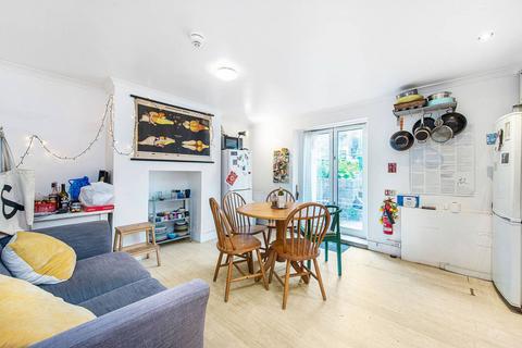 5 bedroom semi-detached house to rent, Choumert Road, Peckham, London, SE15