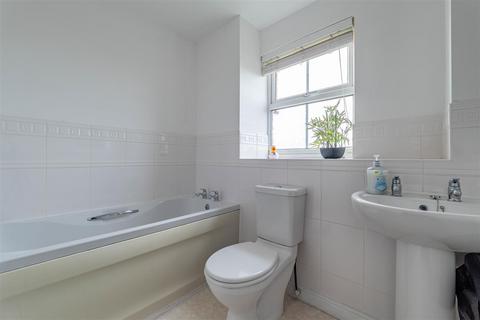 undefined, Heys Hunt Avenue, Leyland