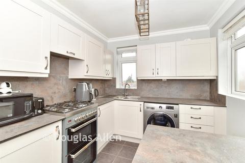 1 bedroom flat for sale, George Lane, South Woodford