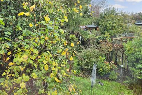 4 bedroom detached house for sale, Lower Bettesworth Road, Ryde, Isle of Wight